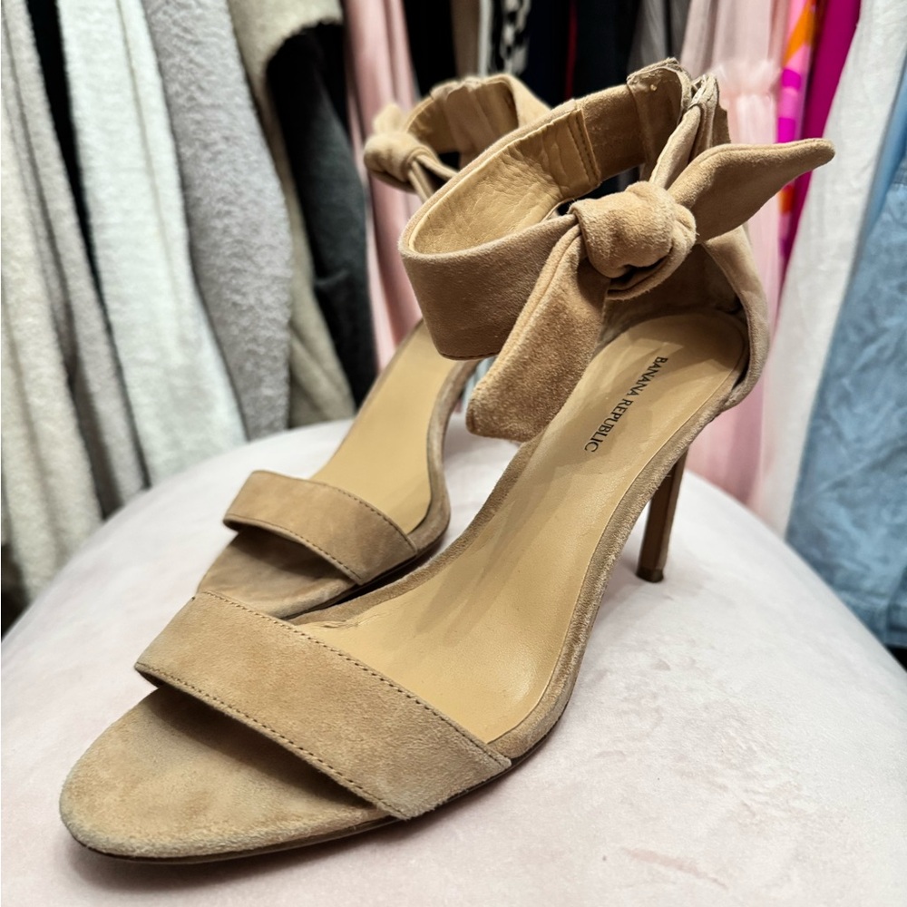Banana Republic Tan Suede Bow High Heels